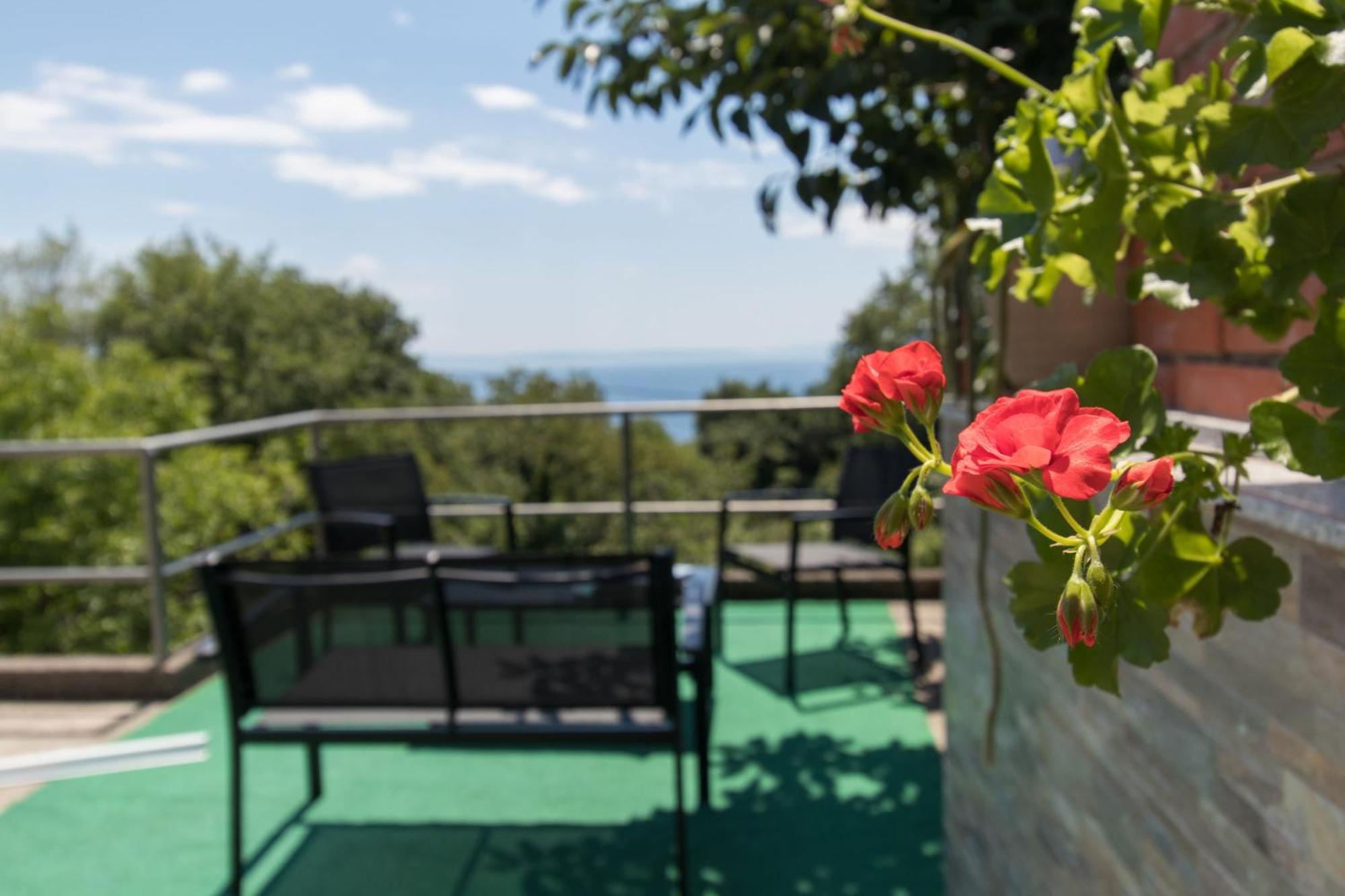 Apartments Vesna Opatija Exterior photo