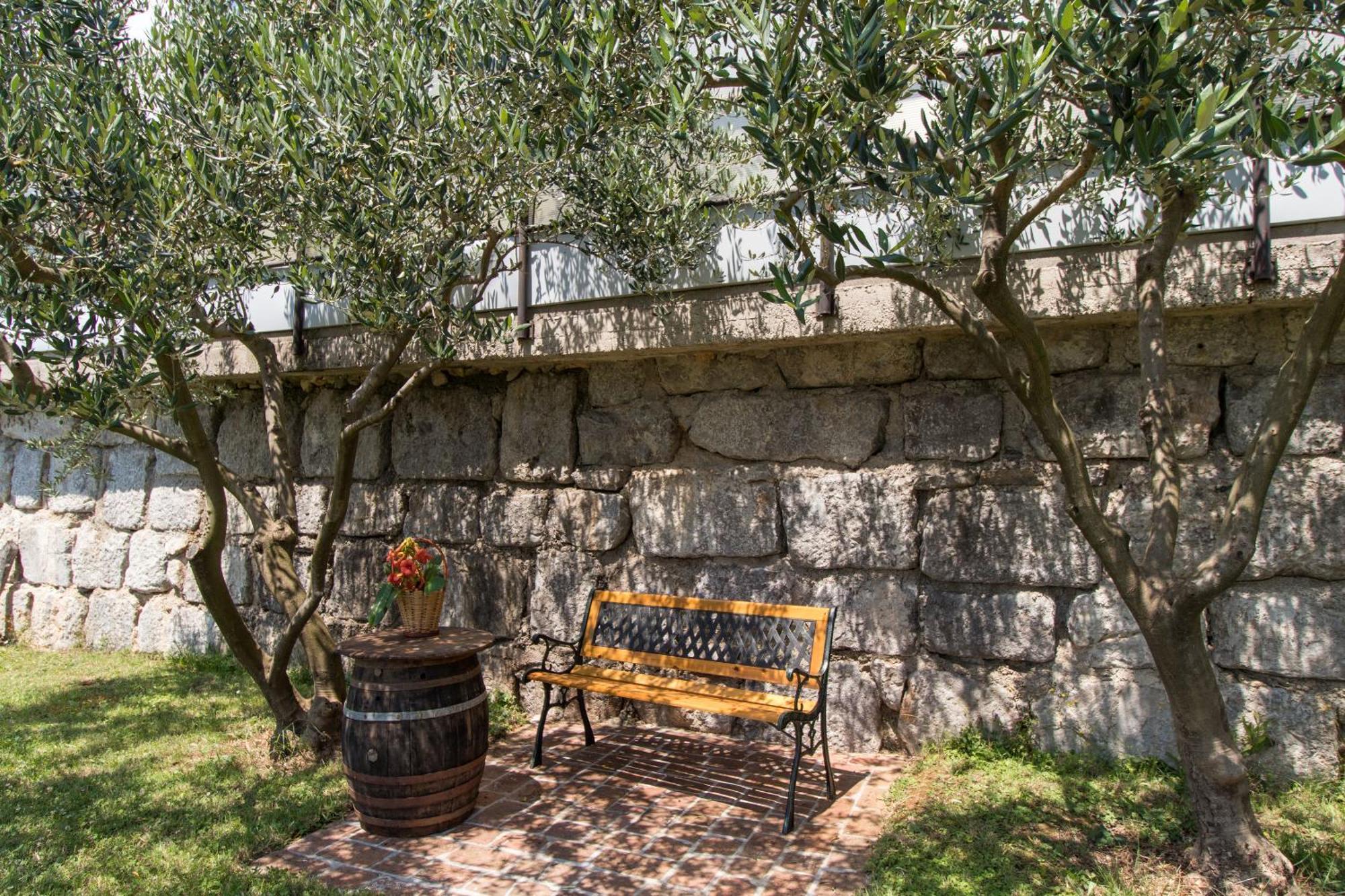 Apartments Vesna Opatija Exterior photo